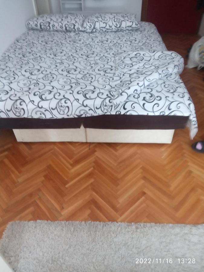 Mm2 Leilighet Novi Sad Eksteriør bilde
