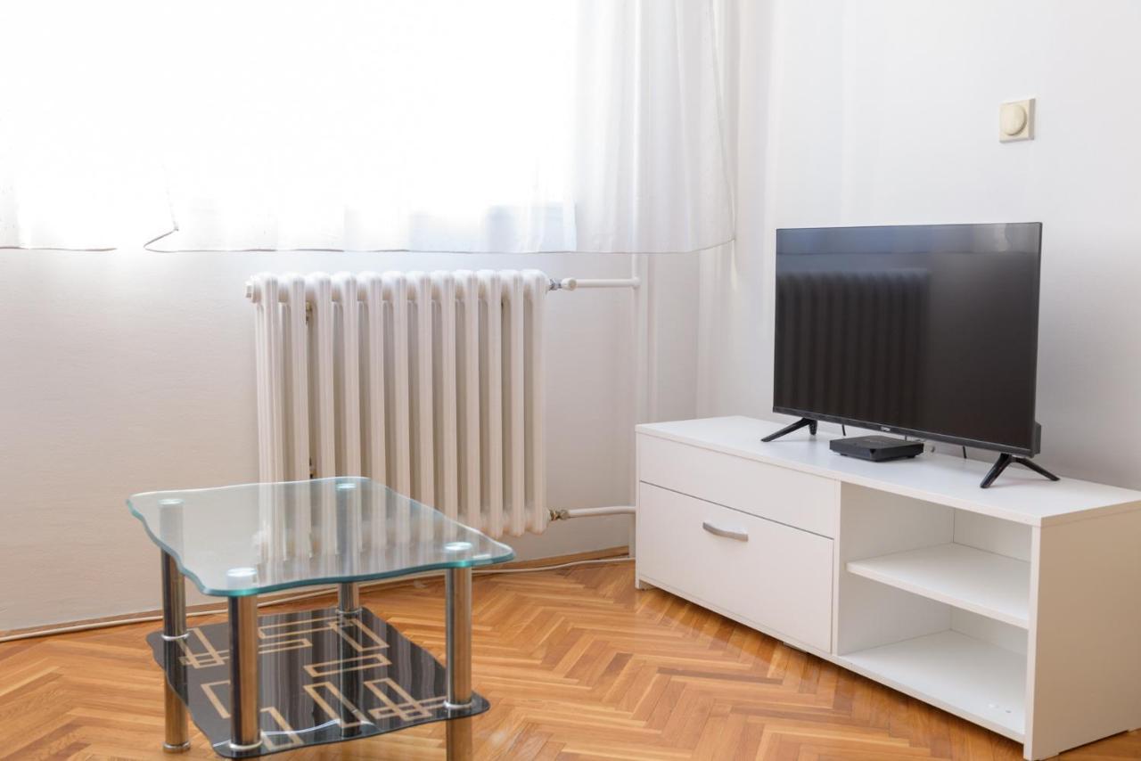 Mm2 Leilighet Novi Sad Eksteriør bilde